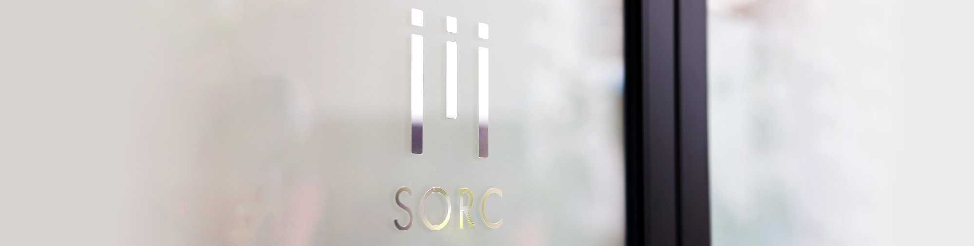 キービジュアル エントランス