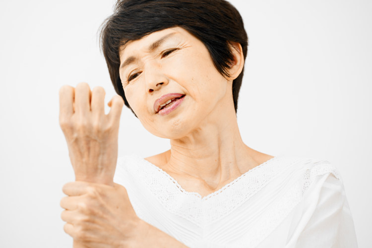 手首の痛みのイメージ写真
